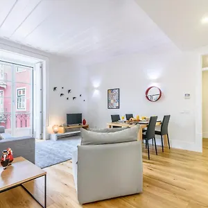 Modern Flat In Downtown By Lovelystay Lisbon